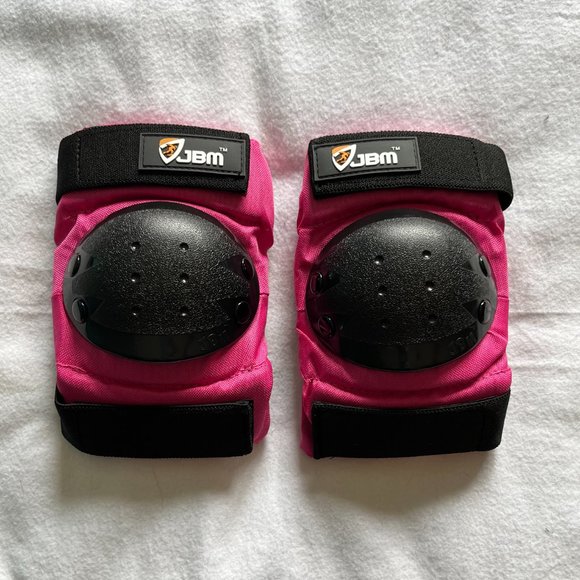 *NWOT* JBM Child/Adults Rider Gear Set Helmet, Knee/Elbow Pads/Wrist Guards - Picture 9 of 10